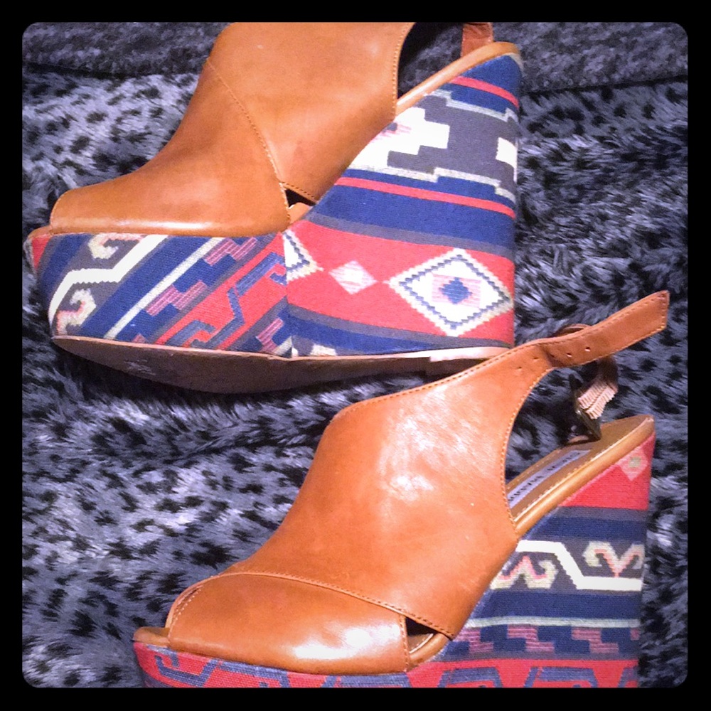 Steve Madden ‘Retro 70’s’ Wedges! Size 7.5